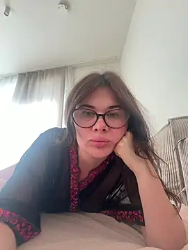 Sophie Virginia online show from 16, 7, 2026