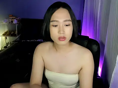 Snapshot of why_notcoconut chatting on 7, 7, 2026 why notcoconut online show from 7, 7, 2026