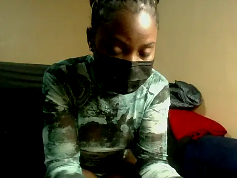Snapshot of sexybaddie27 chatting on 9, 7, 2026 sexybaddie27 online show from 9, 7, 2026