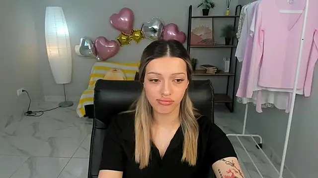 KarenCarson online show from 12, 7, 2026