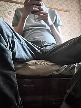 Snapshot of evgengayua chatting on 8, 7, 2026 evgengayua online show from 8, 7, 2026