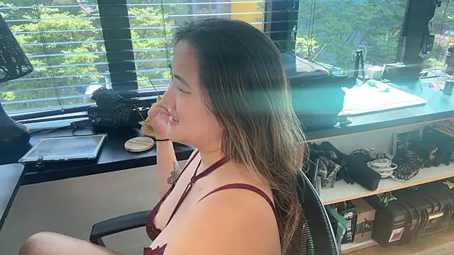 kaylawang online show from 12, 7, 2026