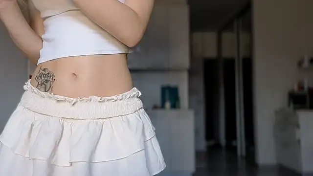 Snapshot of Luna_mp4 chatting on 15, 7, 2026 Luna mp4 online show from 15, 7, 2026