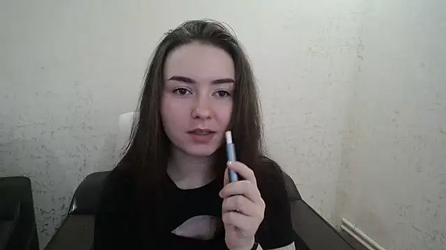 Snapshot of LoriBlack chatting on 17, 7, 2026 LoriBlack online show from 17, 7, 2026