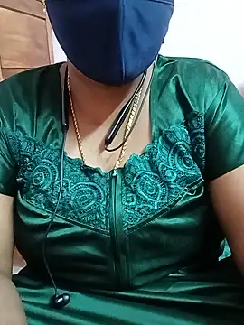 Snapshot of sweetkeerthi chatting on 18, 7, 2026 sweetkeerthi online show from 18, 7, 2026