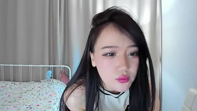 Snapshot of AmiliYan chatting on 17, 4, 2026 AmiliYan online show from 17, 4, 2026