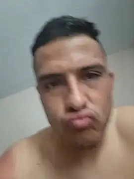 Snapshot of andycalis_97 chatting on 20, 7, 2026 andycalis 97 online show from 20, 7, 2026