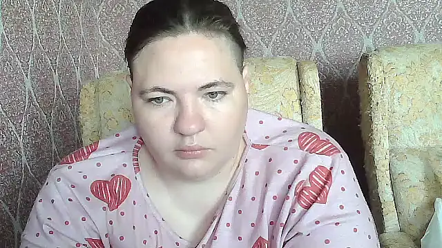 Snapshot of AlbertaAndSharon chatting on 14, 7, 2026 AlbertaAndSharon online show from 14, 7, 2026