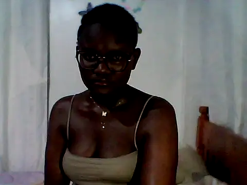 Snapshot of finegirlsheila chatting on 17, 7, 2026 finegirlsheila online show from 17, 7, 2026
