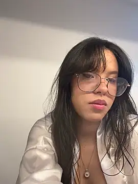 Snapshot of rose_allure1 chatting on 15, 7, 2026 rose allure1 online show from 15, 7, 2026