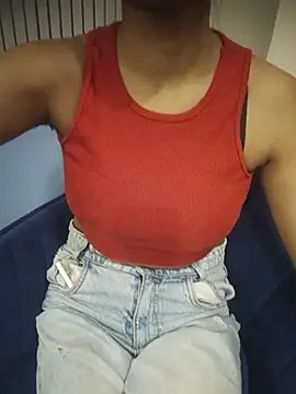 fucking couple 00 online show from 17, 7, 2026