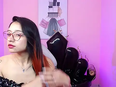 Nahomi xxx online show from 17, 7, 2026