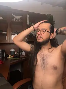 Snapshot of NurNikolao chatting on 17, 7, 2026 NurNikolao online show from 17, 7, 2026