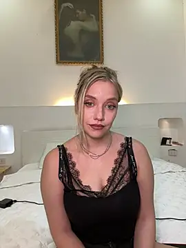 Snapshot of Eva_Lucifer chatting on 18, 7, 2026 Eva Lucifer online show from 18, 7, 2026