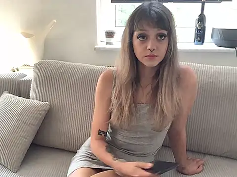 LaraaMaxx online show from 25, 7, 2026