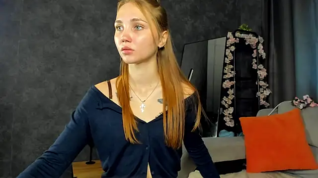 Snapshot of Princess__Lily chatting on 3, 8, 2026 Princess Lily online show from 3, 8, 2026