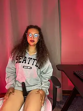 CheerryLily online show from 30, 7, 2026