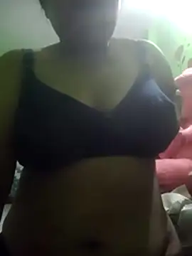 Snapshot of its_neeru chatting on 26, 7, 2026 its neeru online show from 26, 7, 2026