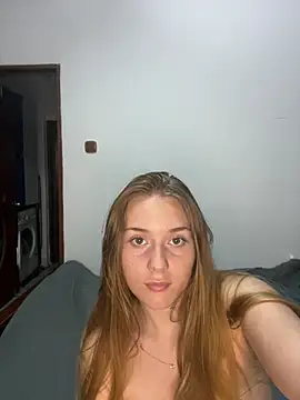 Snapshot of sweetsophiee20 chatting on 2, 8, 2026 sweetsophiee20 online show from 2, 8, 2026
