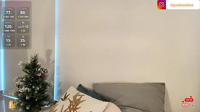 Snapshot of IvyValentine chatting on 2, 12, 2025 IvyValentine online show from 2, 12, 2025