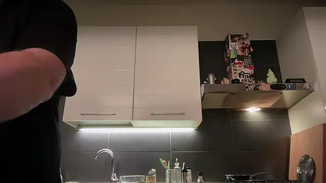 theitalianbear online show from 6, 11, 2025