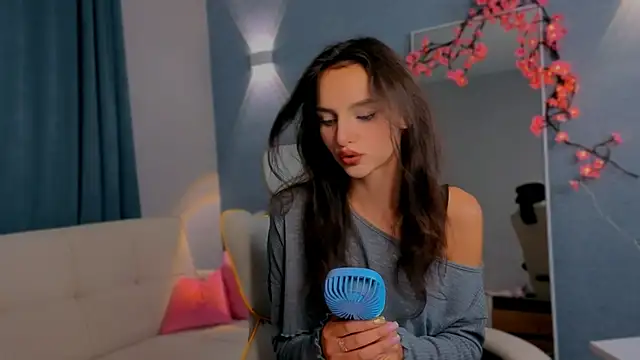 Snapshot of starlightfury chatting on 25, 7, 2026 starlightfury online show from 25, 7, 2026