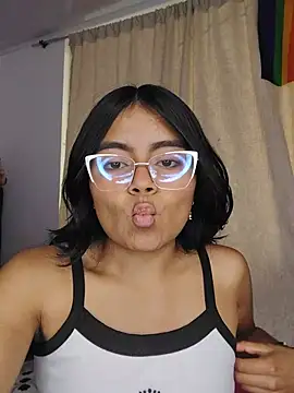 Snapshot of MoonVanesa chatting on 2, 8, 2026 MoonVanesa online show from 2, 8, 2026