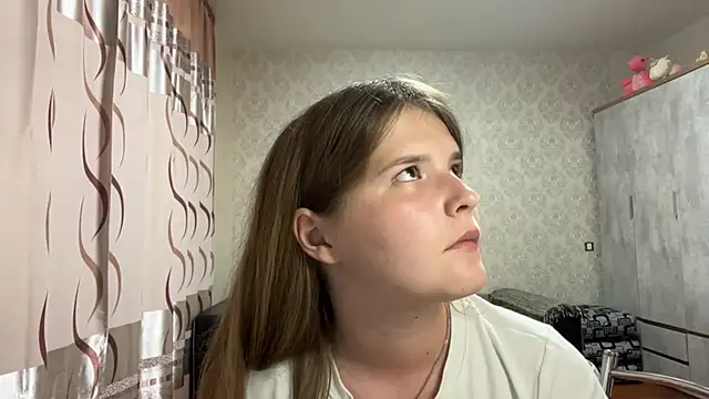 Snapshot of FayePapakostas chatting on 27, 7, 2026 FayePapakostas online show from 27, 7, 2026