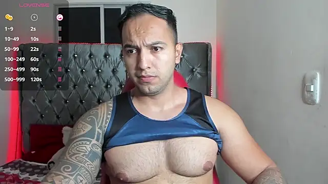 Snapshot of mrloganfuck1 chatting on 24, 4, 2026 mrloganfuck1 online show from 24, 4, 2026