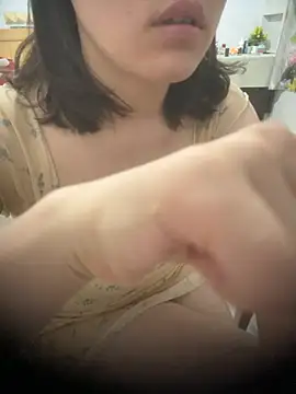Snapshot of Serena-baby99 chatting on 3, 8, 2026 Serena-baby99 online show from 3, 8, 2026
