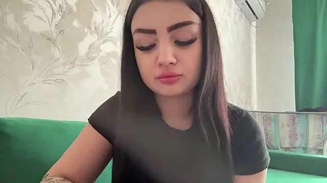 Snapshot of YungBeitz chatting on 1, 8, 2026 YungBeitz online show from 1, 8, 2026