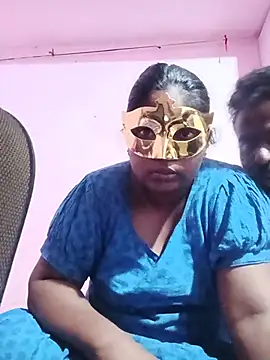 Snapshot of tamilselvicouple chatting on 2, 8, 2026 tamilselvicouple online show from 2, 8, 2026