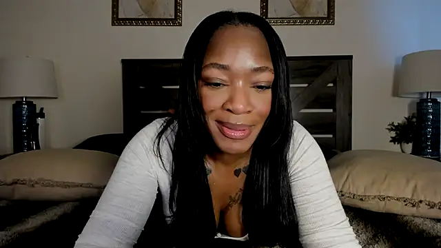 nicolesolace online show from 7, 4, 2026