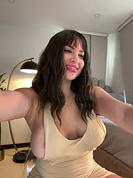 Snapshot of HannaBeckett chatting on 16, 2, 2025 HannaBeckett online show from 16, 2, 2025