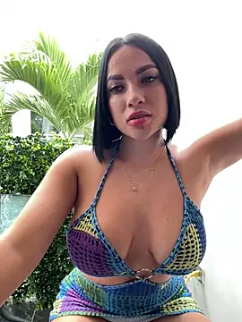 Snapshot of HannaBeckett chatting on 3, 3, 2025 HannaBeckett online show from 3, 3, 2025