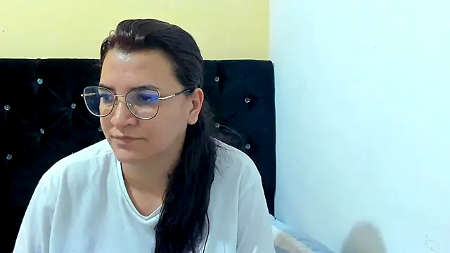 MARILYN GARCIA online show from 31, 12, 2024