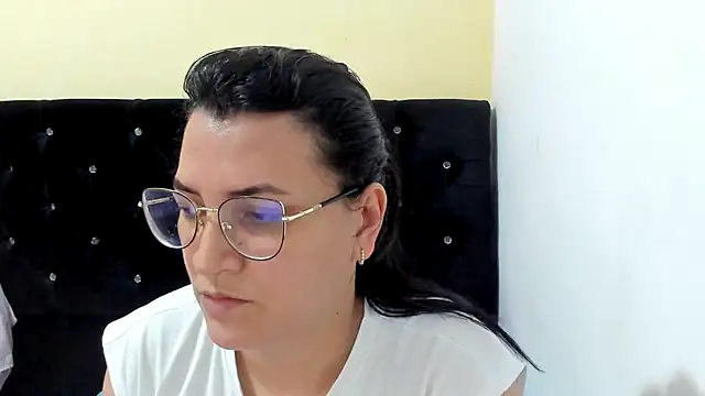 MARILYN GARCIA online show from 6, 1, 2025