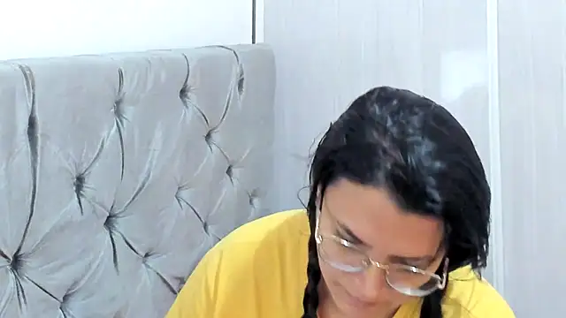 MARILYN GARCIA online show from 12, 1, 2025