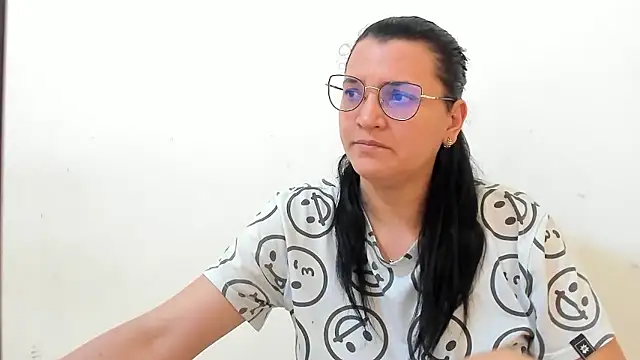 MARILYN GARCIA online show from 7, 11, 2025