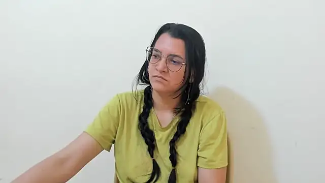 Snapshot of MARILYN_GARCIA chatting on 5, 1, 2026 MARILYN GARCIA online show from 5, 1, 2026