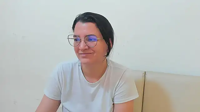 Snapshot of MARILYN_GARCIA chatting on 7, 1, 2026 MARILYN GARCIA online show from 7, 1, 2026