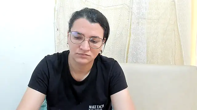 Snapshot of MARILYN_GARCIA chatting on 21, 2, 2026 MARILYN GARCIA online show from 21, 2, 2026