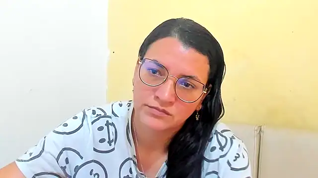 Snapshot of MARILYN_GARCIA chatting on 9, 4, 2026 MARILYN GARCIA online show from 9, 4, 2026