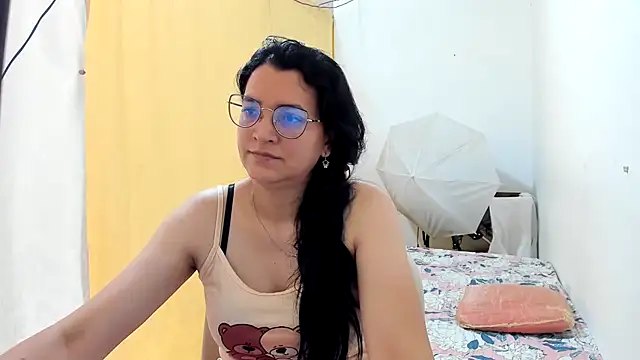 Snapshot of MARILYN_GARCIA chatting on 21, 5, 2026 MARILYN GARCIA online show from 21, 5, 2026