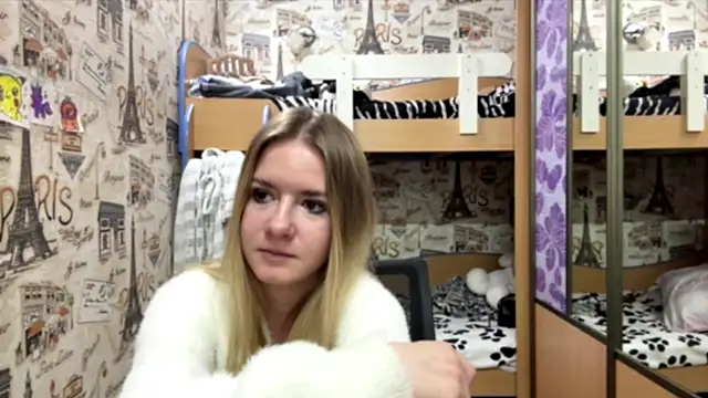 Snapshot of babycuteshy chatting on 8, 8, 2026 babycuteshy online show from 8, 8, 2026