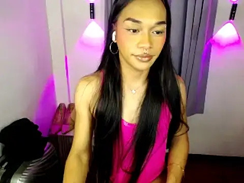 Snapshot of DestinyRose4u chatting on 6, 8, 2026 DestinyRose4u online show from 6, 8, 2026