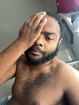 Snapshot of BigHunchoDick chatting on 7, 10, 2025 BigHunchoDick online show from 7, 10, 2025