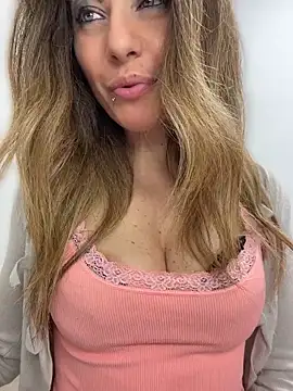 Snapshot of sexylenia chatting on 1, 5, 2026 sexylenia online show from 1, 5, 2026