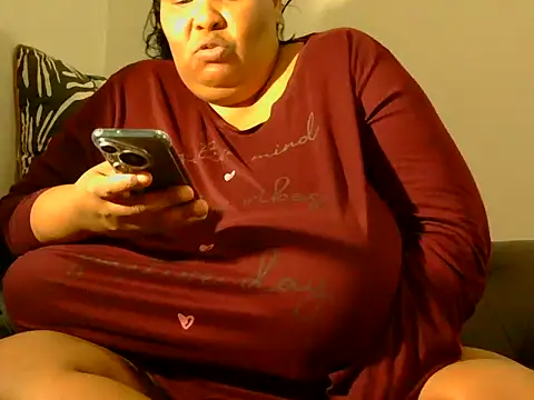 nancy111 online show from 2, 12, 2025