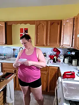 onlyhotbbw75 online show from 16, 4, 2026